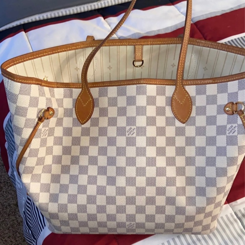 Louis Vuitton Neverfull MM